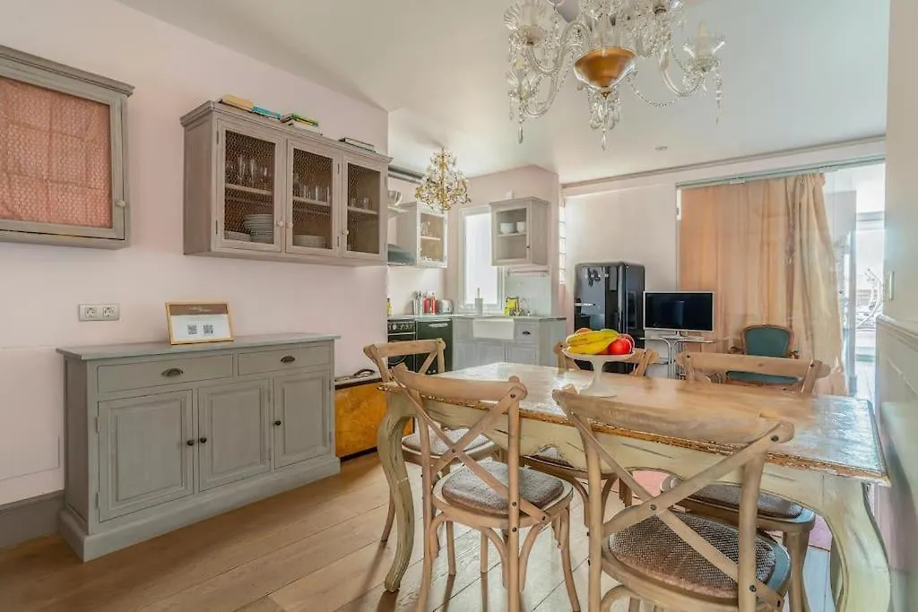 Canela Homes Barcelona Sepulveda Spain